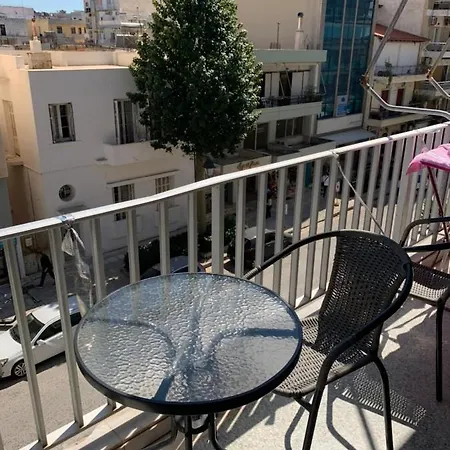 Appartment Near Center Corinth Exterior photo